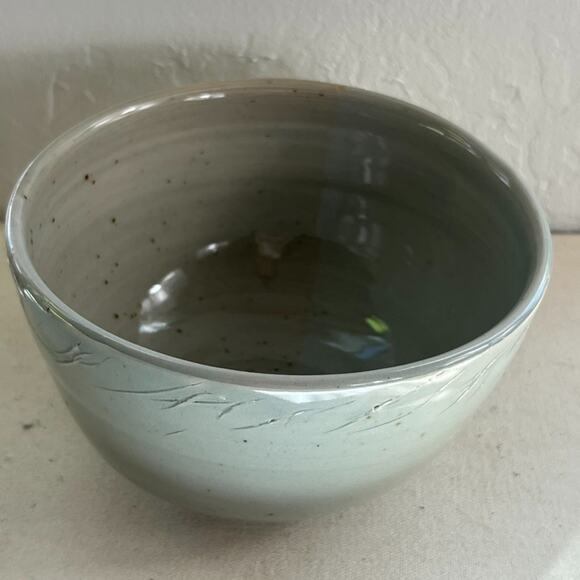 Studio Art Pottery Handmade Bowl Speckled Gray W/ Glossy Finish Signed By Anne C - Picture 2 of 16